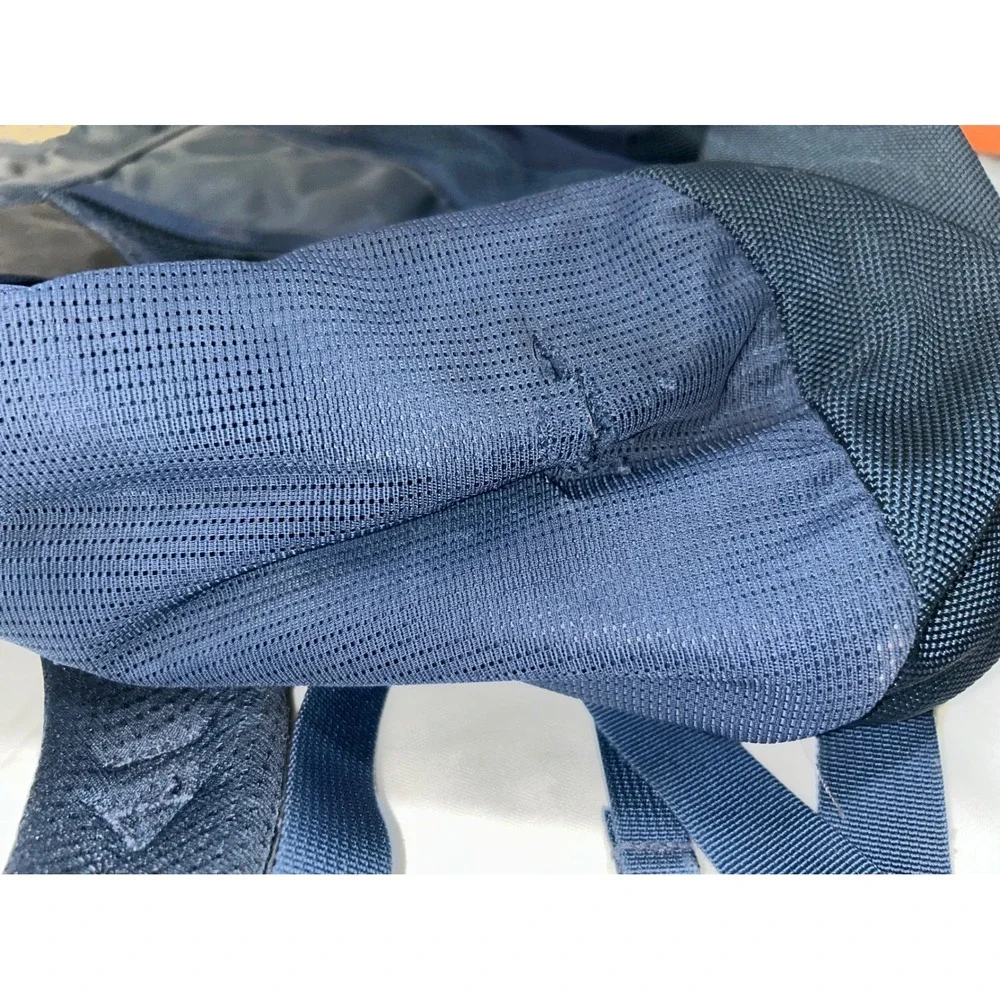The North‎ Face Recon Backpack Navy Blue Rose Gold FlexVent Laptop Bag NF0A3KV1